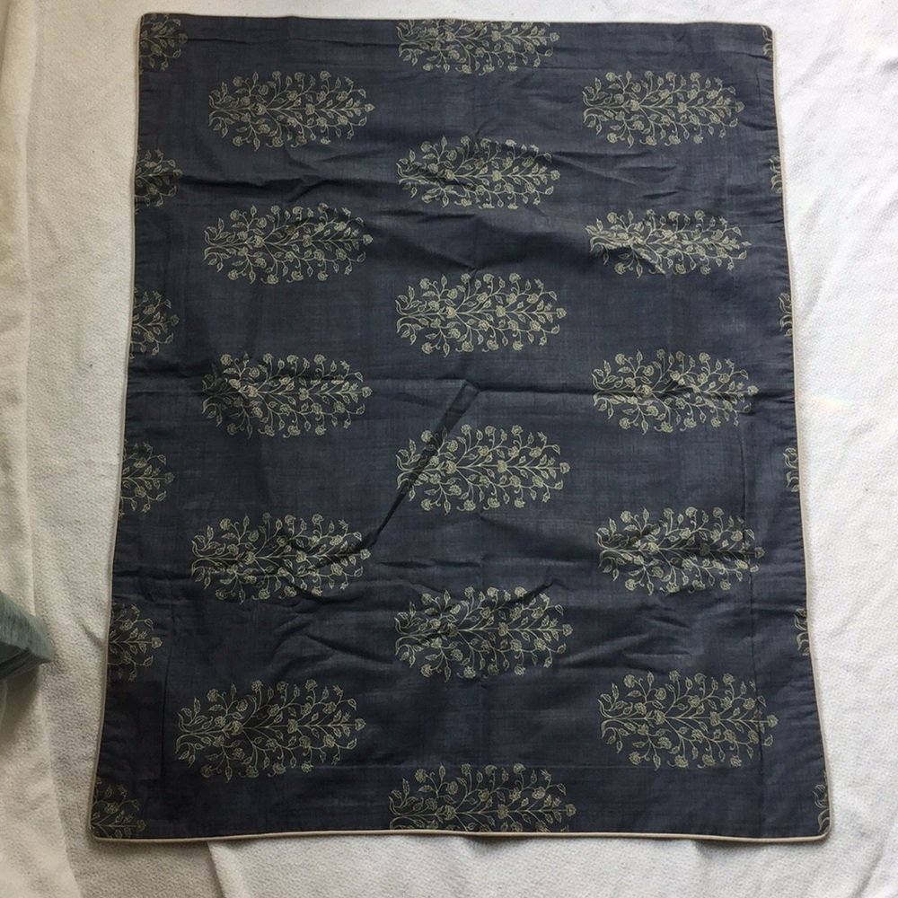 2 Standard Pillow case covers